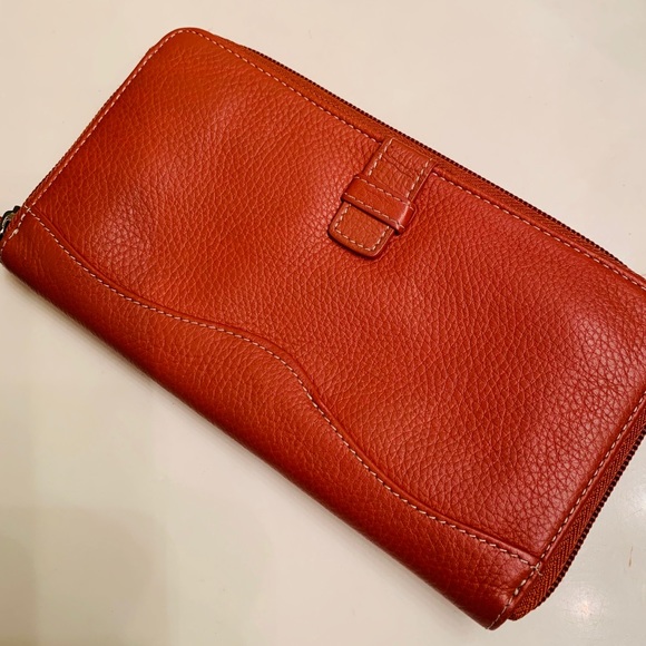 tignanello zip around wallet